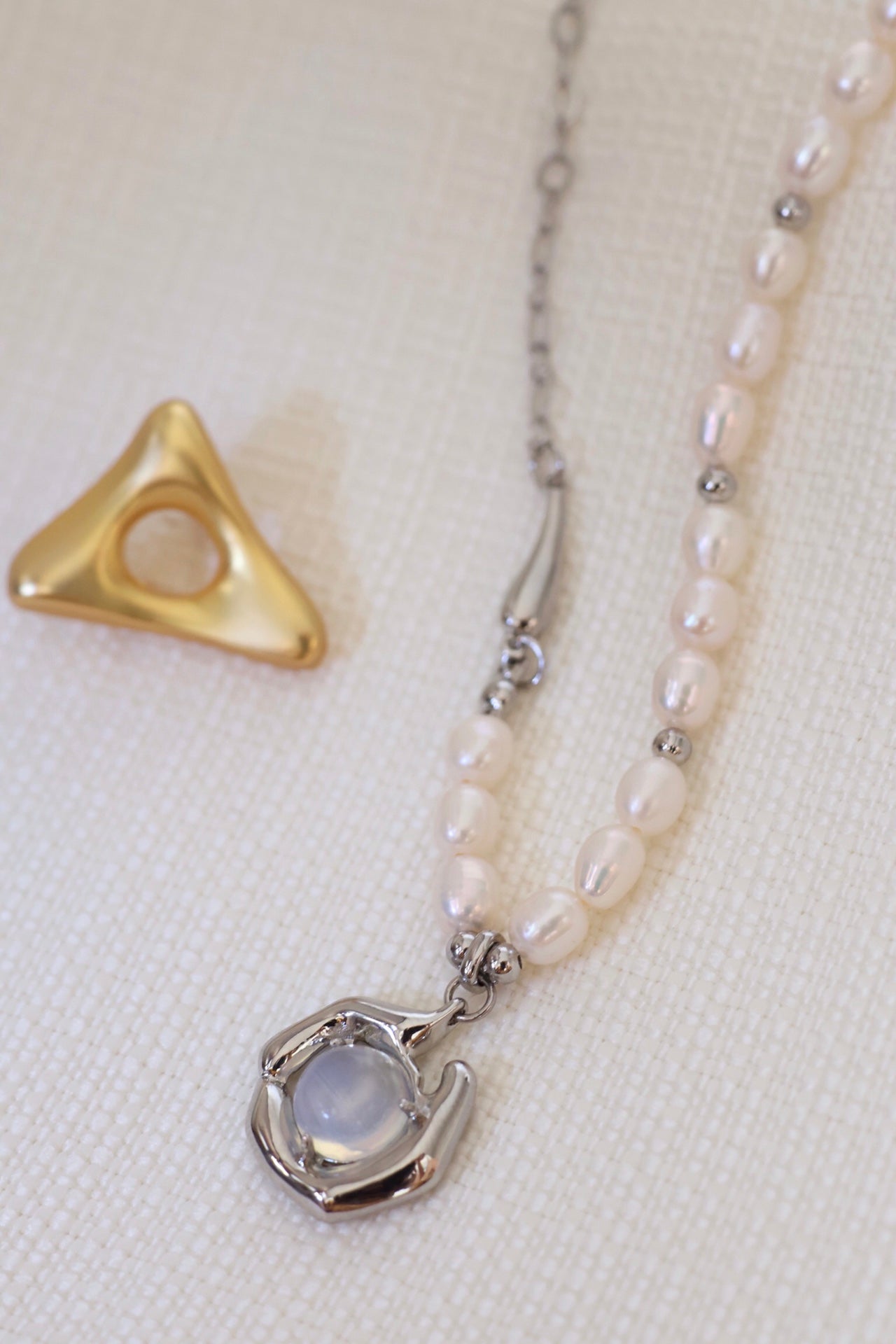 Desert Spring-Opal Silver Pearl Necklace