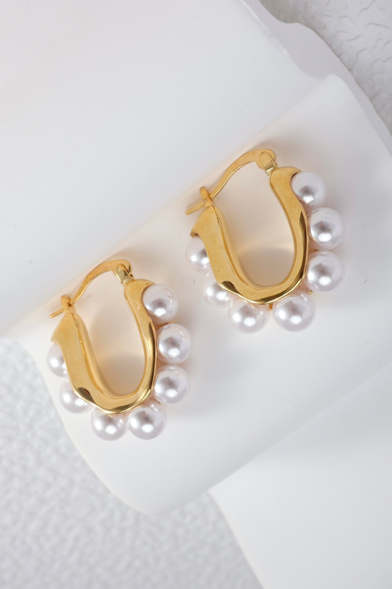 Elegant Shell Bead Earrings