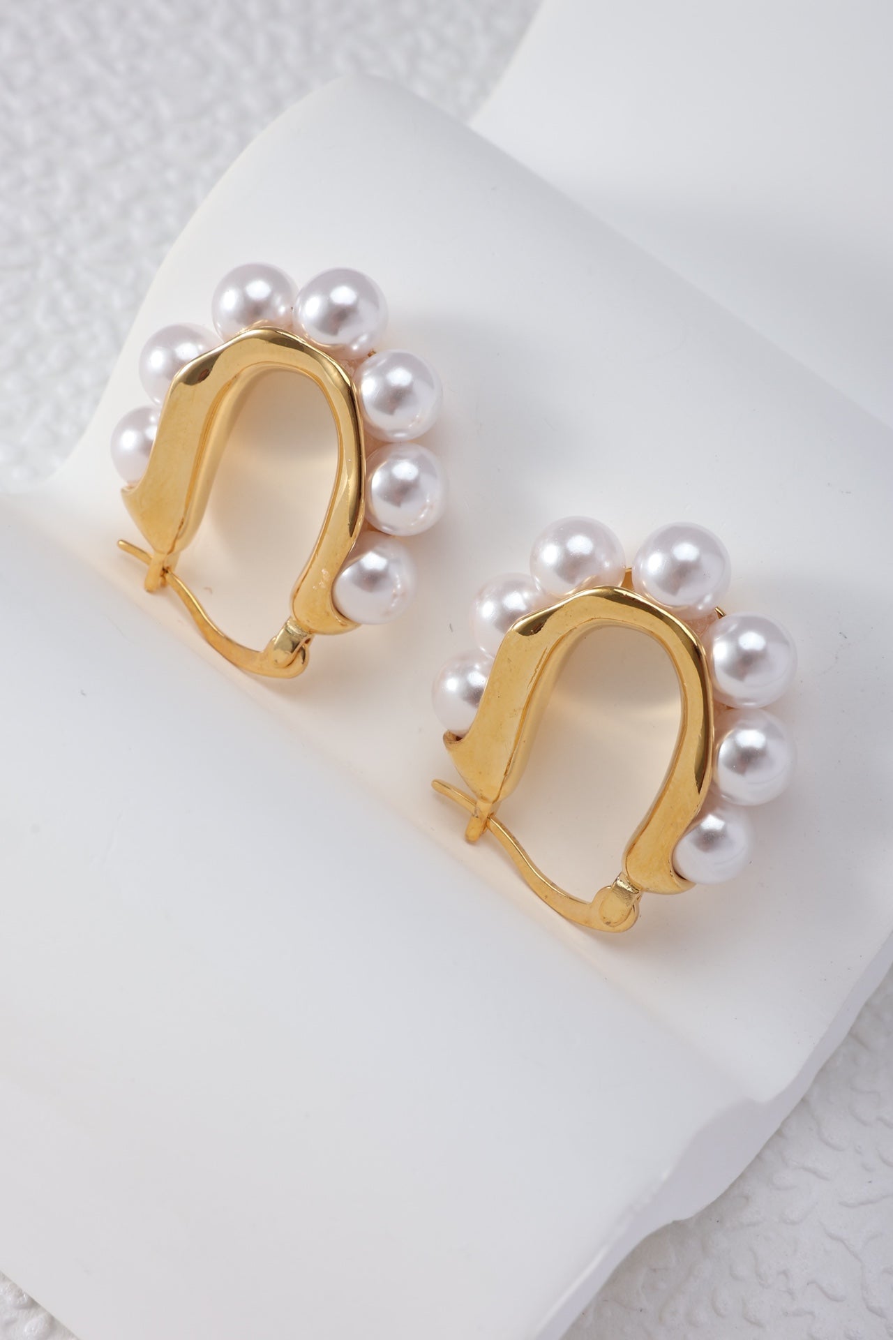 Elegant Shell Bead Earrings