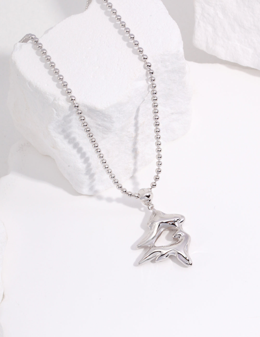 Breeze Trace Silver Necklace